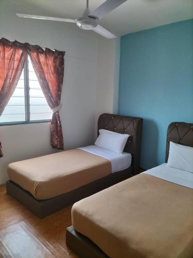 Khairul Homestay Pangsapuri Sutera Seberang Jaya Kampong Telok  Exterior photo